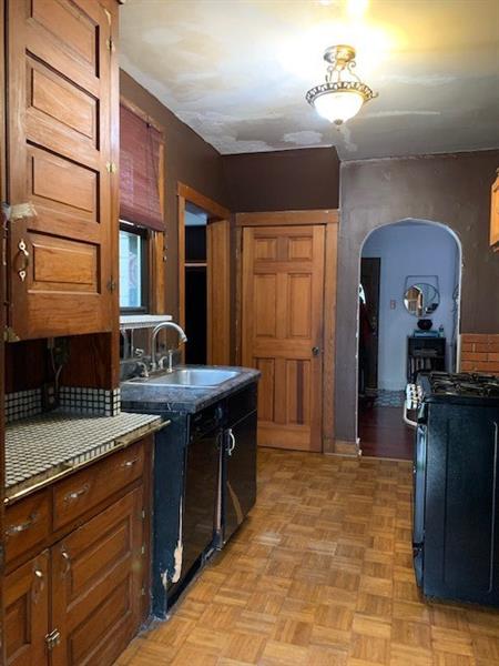 1001 Geyer Road Pittsburgh, PA 15209 - Photo 8 of 22 Gallery Image 8