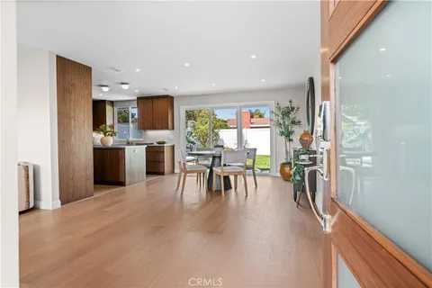 a view of a kitchen and dining room
