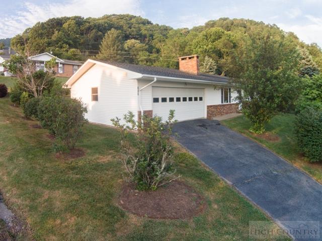 182 Lynn Hill Road Boone, NC 28607 - Photo 1 of 45 Gallery Image 1