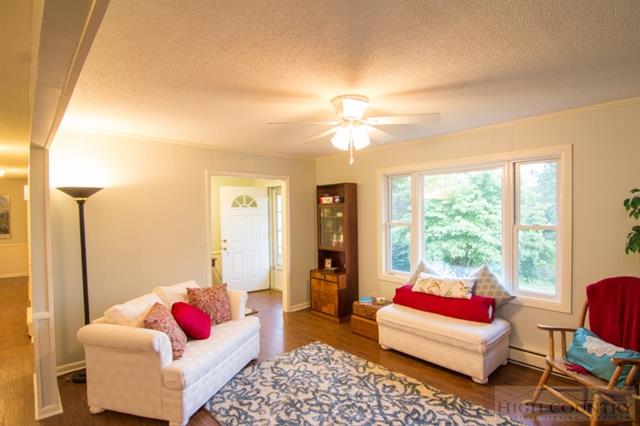 182 Lynn Hill Road Boone, NC 28607 - Photo 3 of 45 Gallery Image 3