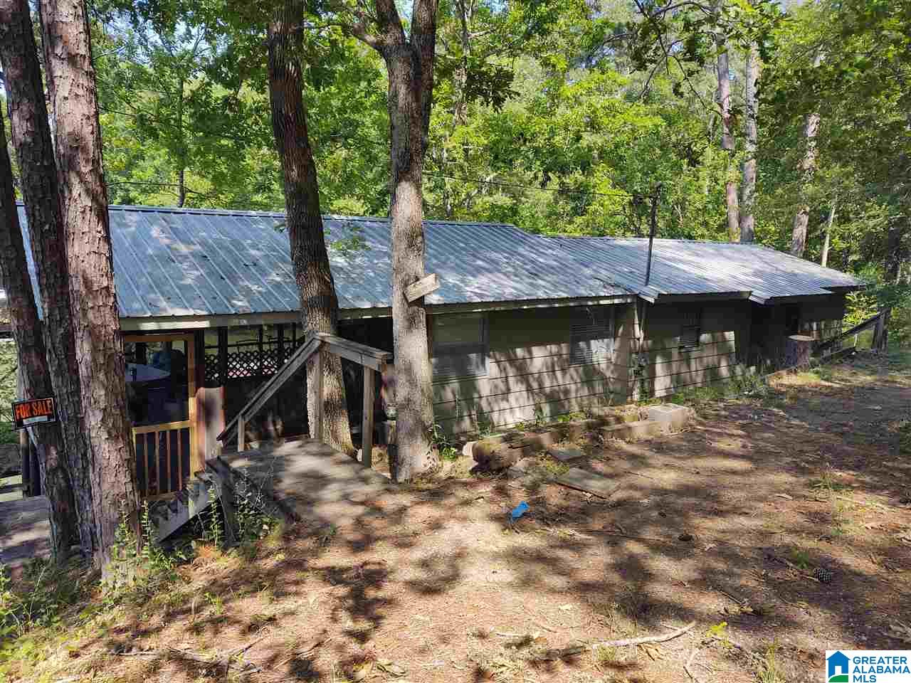 136 Minor Loop Adger, AL 35006 - Photo 1 of 33