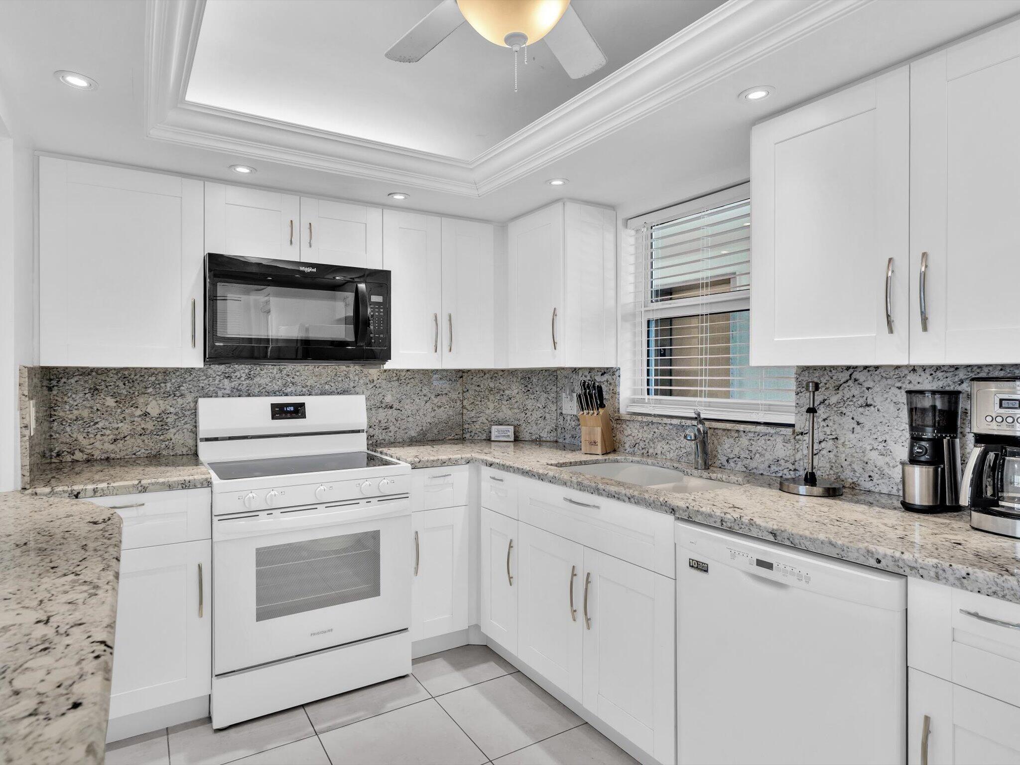 303 North Riverside Drive, Unit 503 Pompano Beach, FL 33062 - Photo 3 of 57 23-FPP00310
