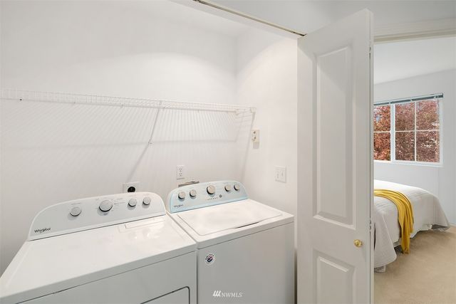 a view of utility room with washer and dryer