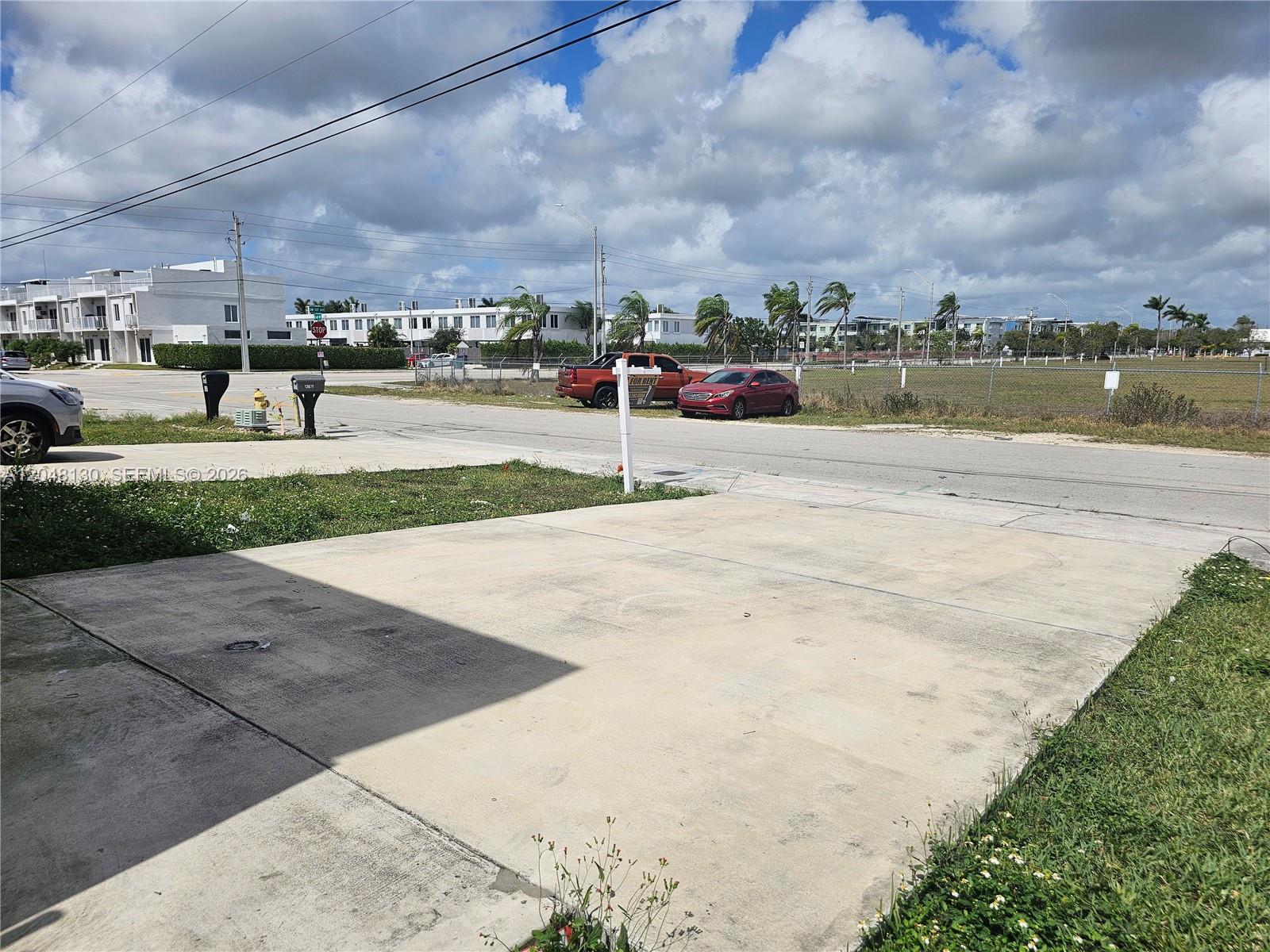 13660 Southwest 260th Street Homestead, FL 33032 - Photo 6 of 60