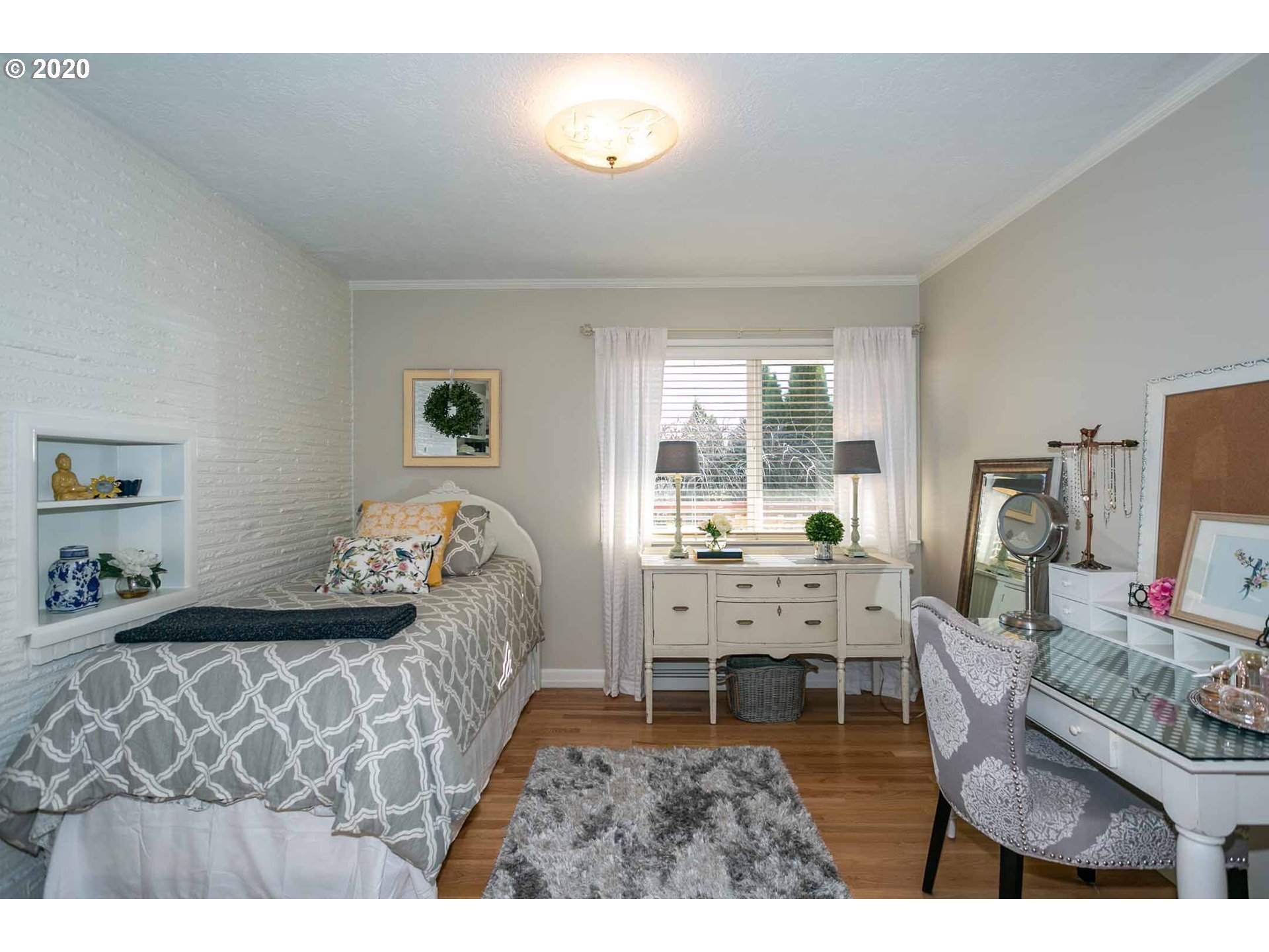 3330 Southwest Hamilton Street Portland, OR 97239 - Photo 11 of 32 Gallery Image 11