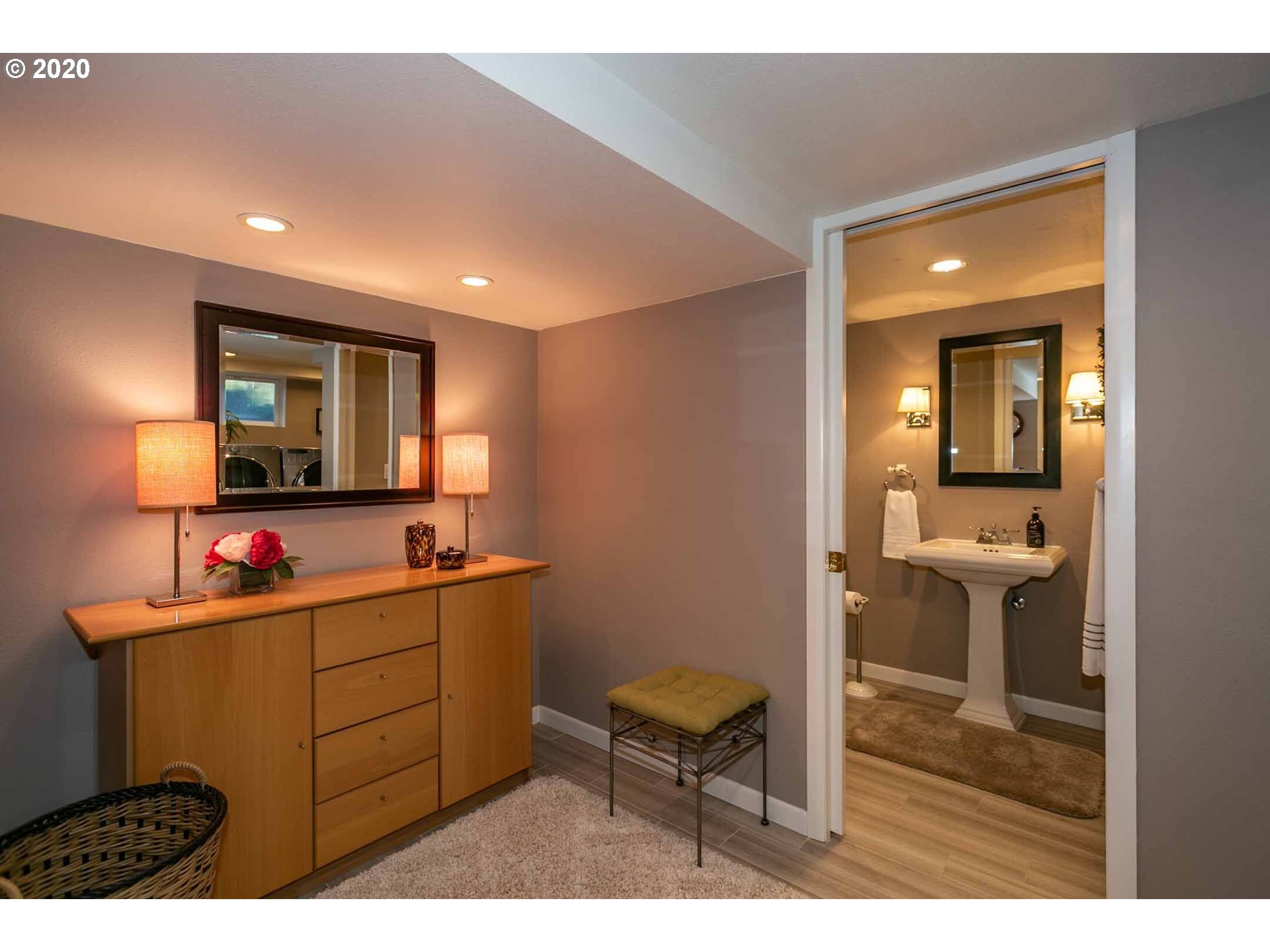 3330 Southwest Hamilton Street Portland, OR 97239 - Photo 22 of 32 Gallery Image 22