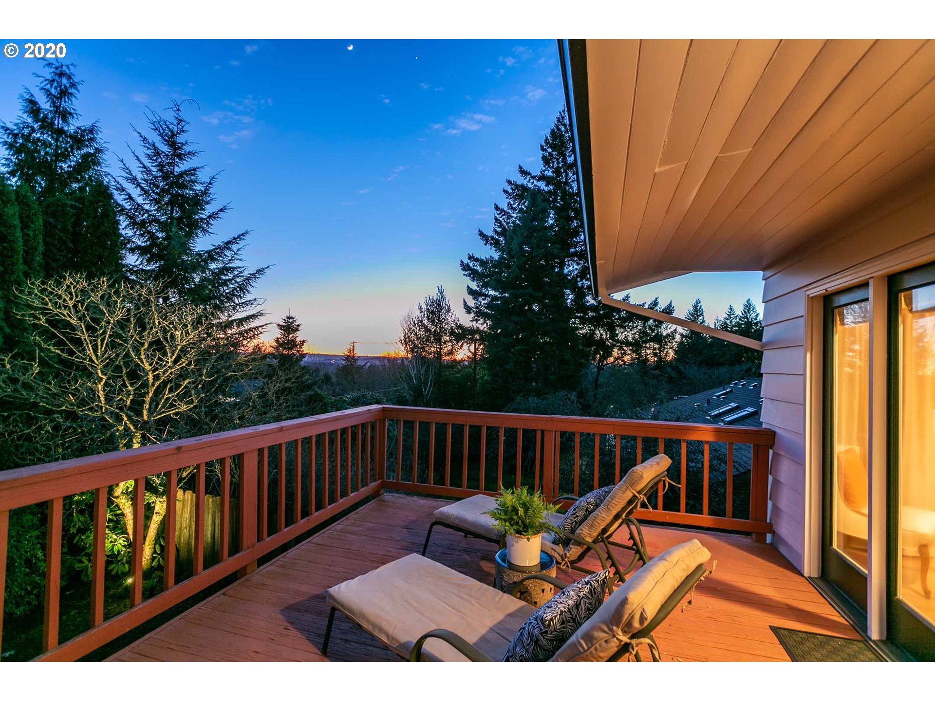 3330 Southwest Hamilton Street Portland, OR 97239 - Photo 29 of 32 Gallery Image 29