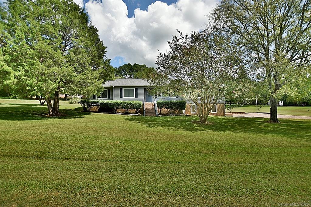 1009 Hollow Road Chester, SC 29706 - Photo 1 of 28 Gallery Image 1