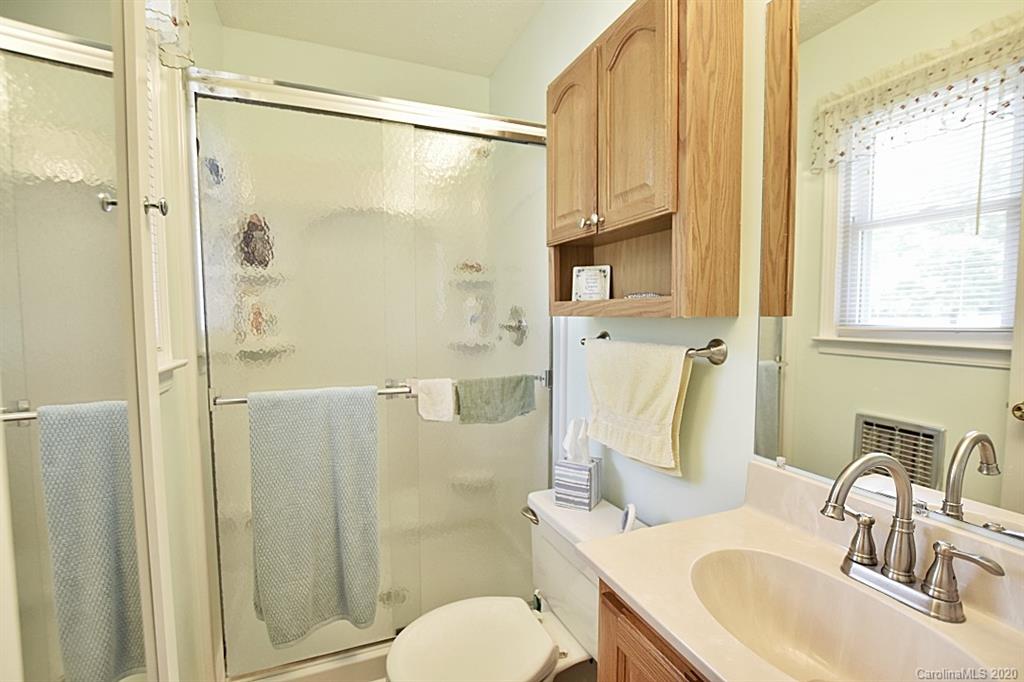 1009 Hollow Road Chester, SC 29706 - Photo 16 of 28 Gallery Image 16