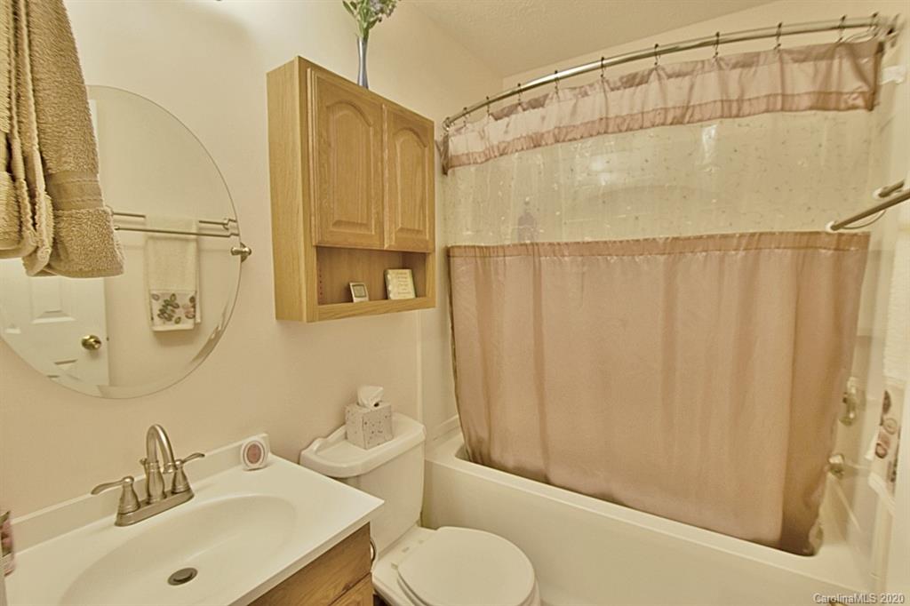 1009 Hollow Road Chester, SC 29706 - Photo 18 of 28 Gallery Image 18