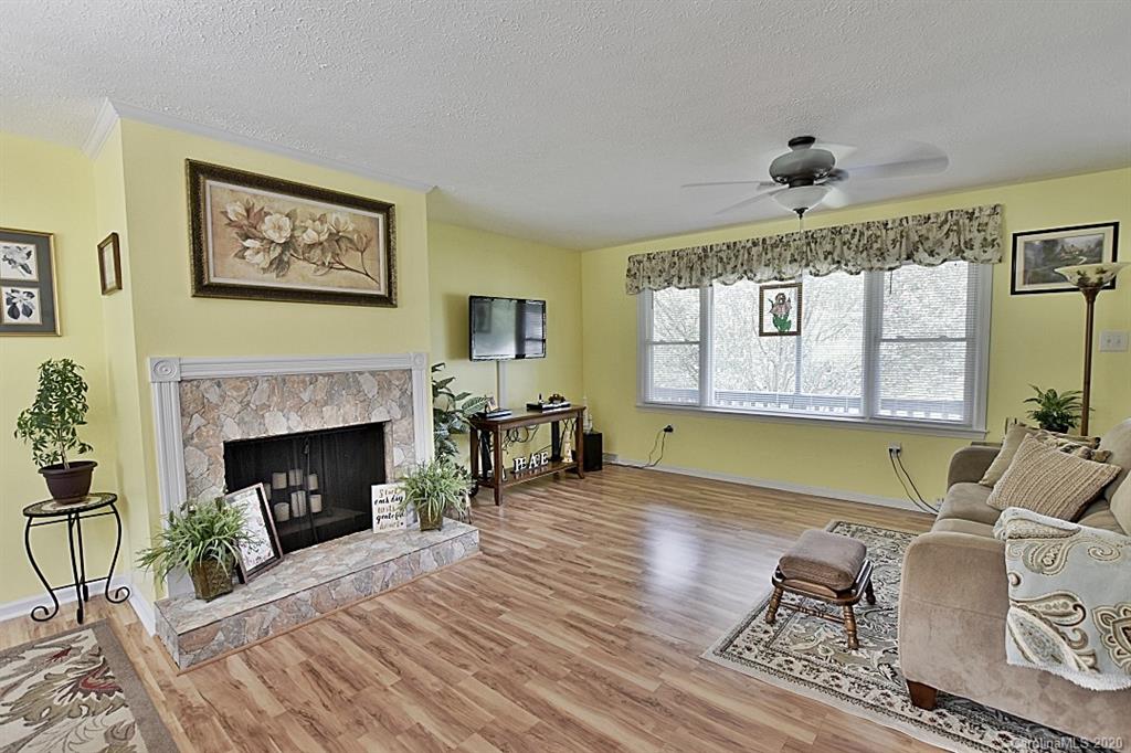 1009 Hollow Road Chester, SC 29706 - Photo 8 of 28 Gallery Image 8