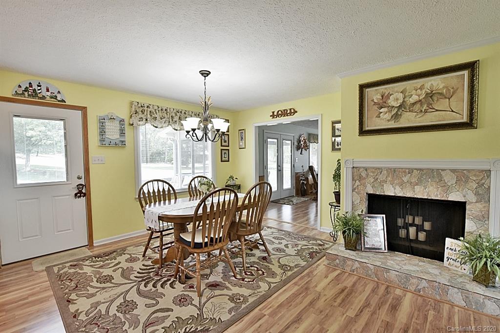 1009 Hollow Road Chester, SC 29706 - Photo 10 of 28 Gallery Image 10