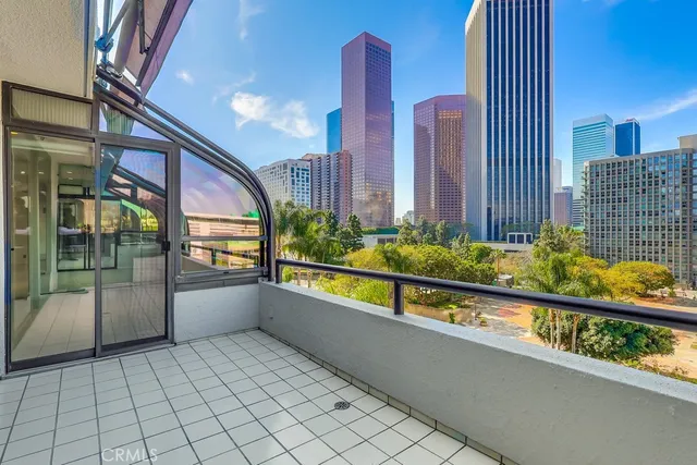 a view of elevator with hallway