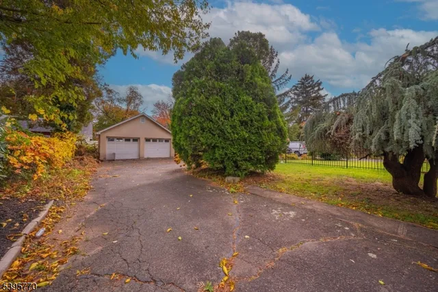 $2,300 | 1944 Grand Street, Unit 2, Scotch Plains, NJ 07076