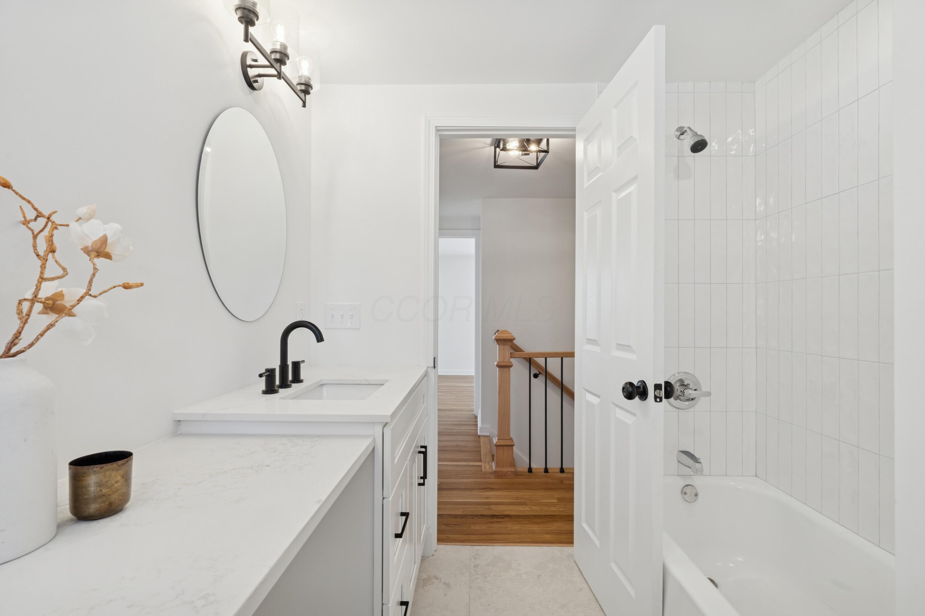 4540 Langport Road Columbus, OH 43220 - Photo 49 of 65 Hallway Bathroom