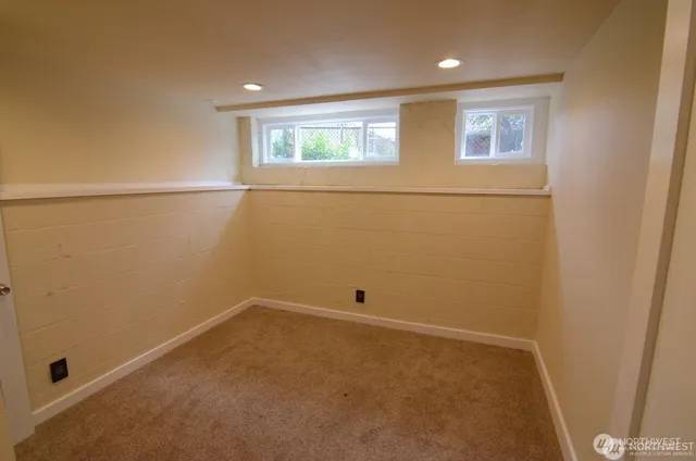 $2,795 | 1409 Northwest 65th Street, Unit 3, Seattle, WA 98117