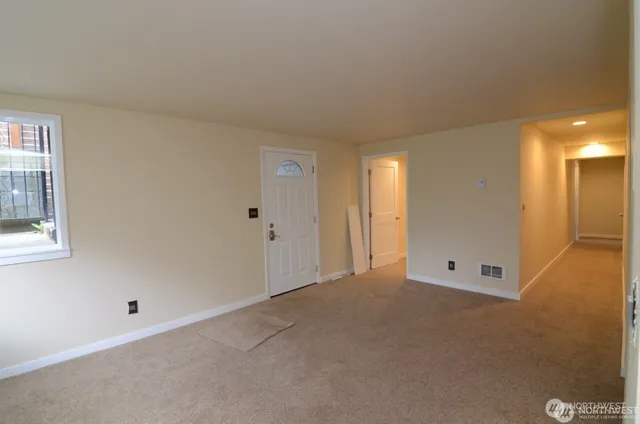 $2,795 | 1409 Northwest 65th Street, Unit 3, Seattle, WA 98117