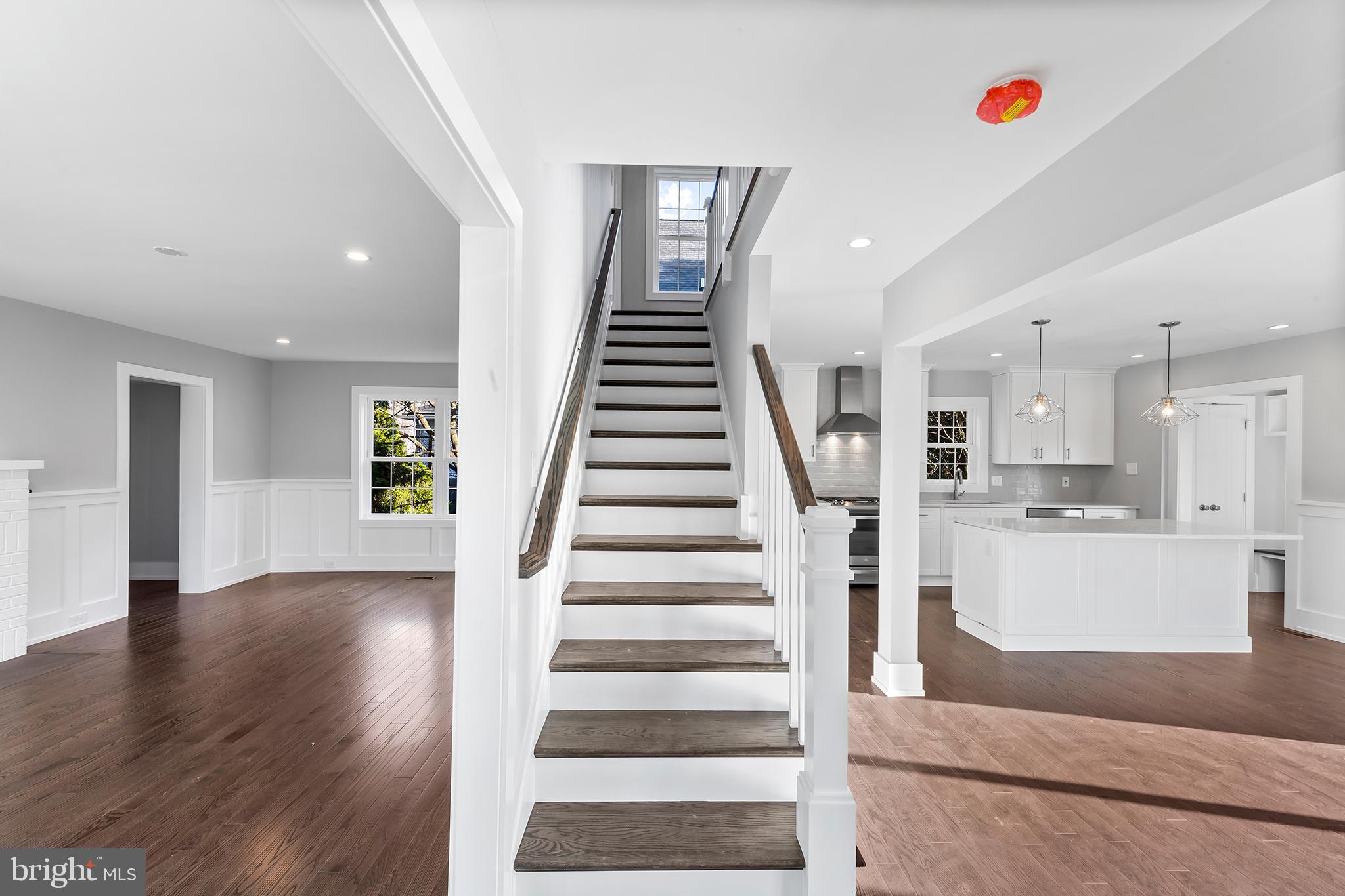 15 Llandillo Road Havertown, PA 19083 - Photo 3 of 28