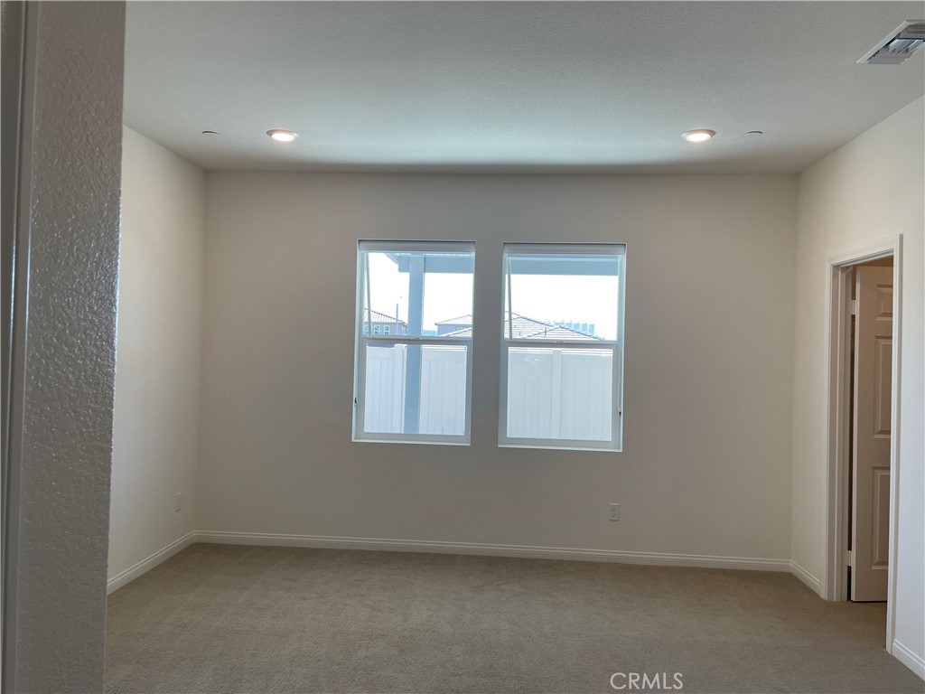 19459 Melogold Circle Riverside, CA 92507 - Photo 19 of 33