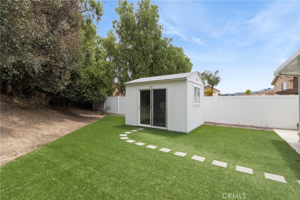 31880 Corte Algete Temecula, CA 92592 - Photo 36 of 59
