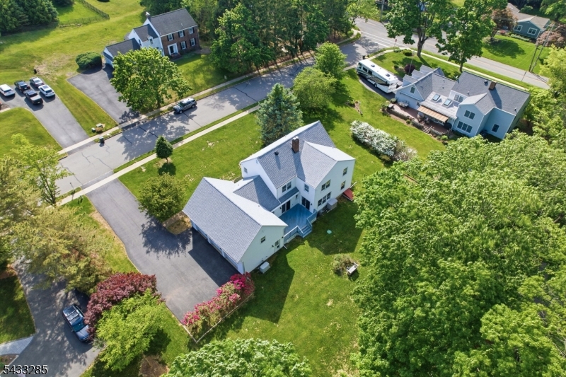 3 Elm Street Chester, NJ 07930 - Photo 33 of 40
