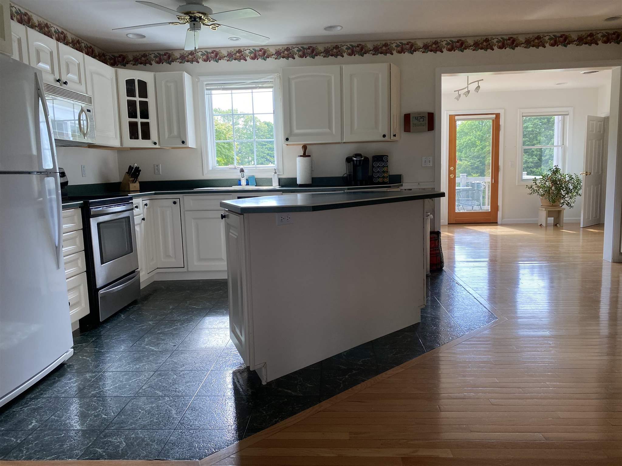 76 Orr Road Jericho, VT 05465 - Photo 15 of 40