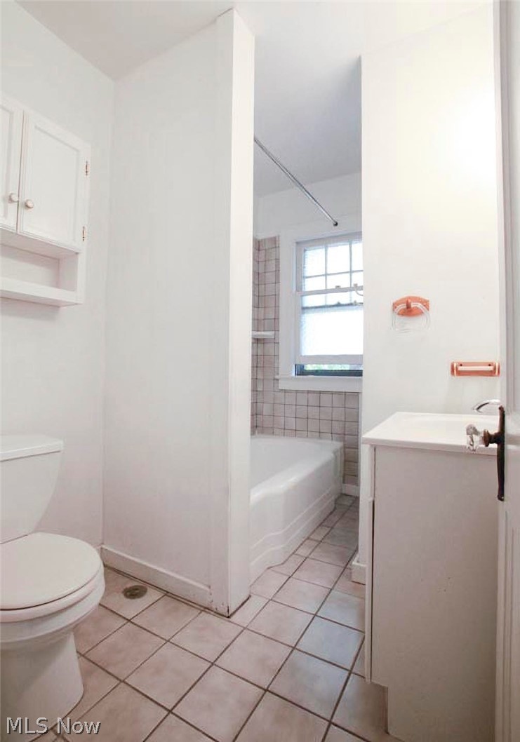 2954 East Derbyshire Road Cleveland, OH 44118 - Photo 21 of 22 Second Floor