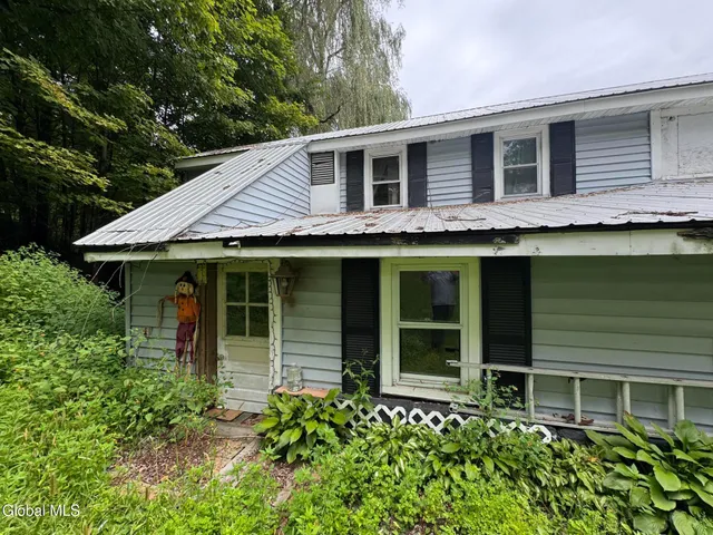 $39,900 | 7797 Highway 9, Chester, NY 12853