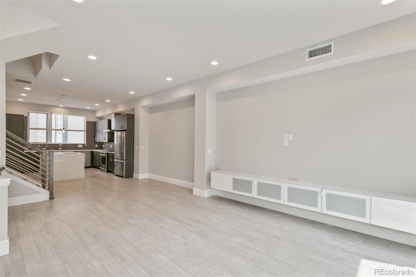 1014 Acoma Street Denver, CO 80204 - Photo 14 of 35