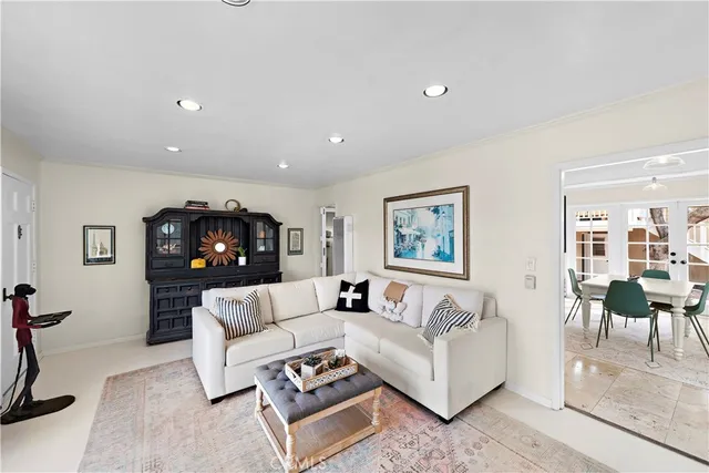 $5,500 | 283 Fairview Street, Laguna Beach, CA 92651