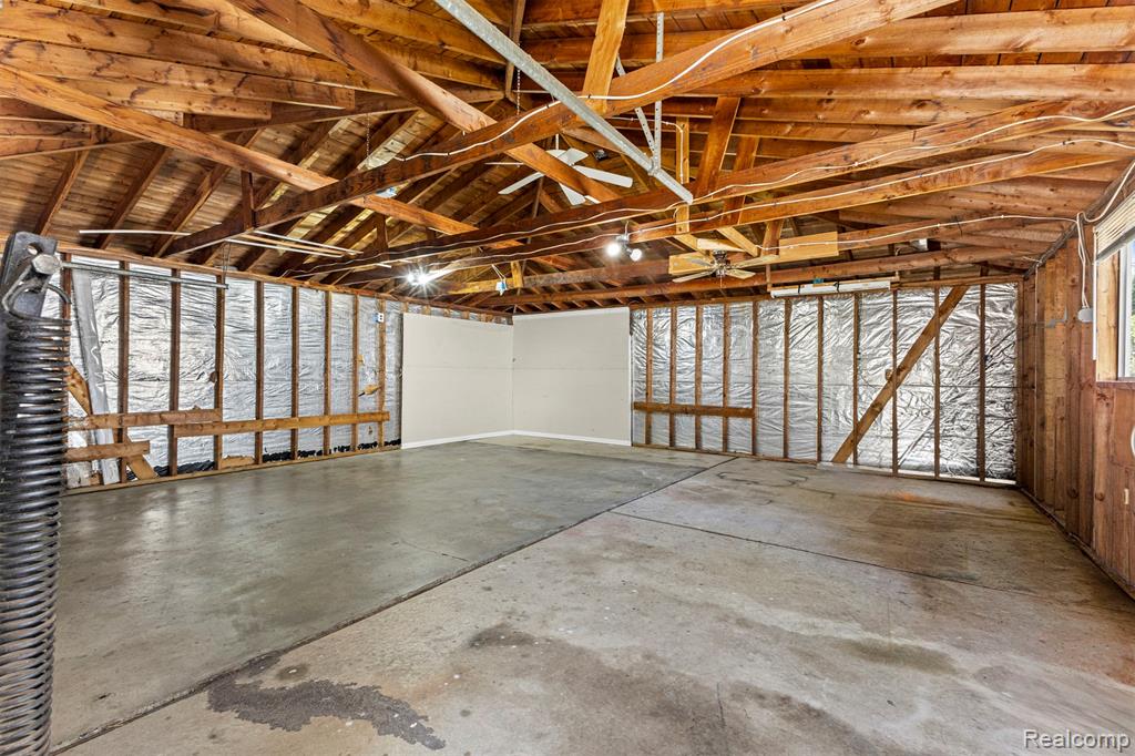 22312 Madison Street Dearborn, MI 48124 - Photo 40 of 47