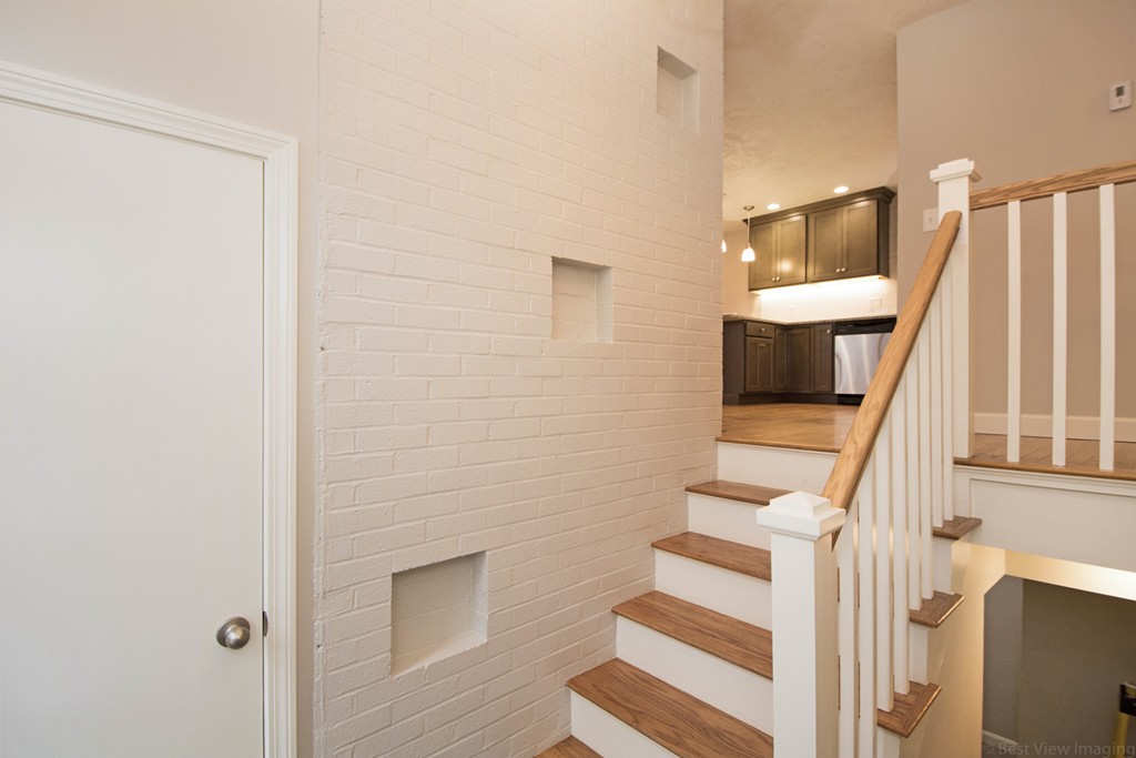 24 Highgate Road Marlborough, MA 01752 - Photo 3 of 30 Gallery Image 3