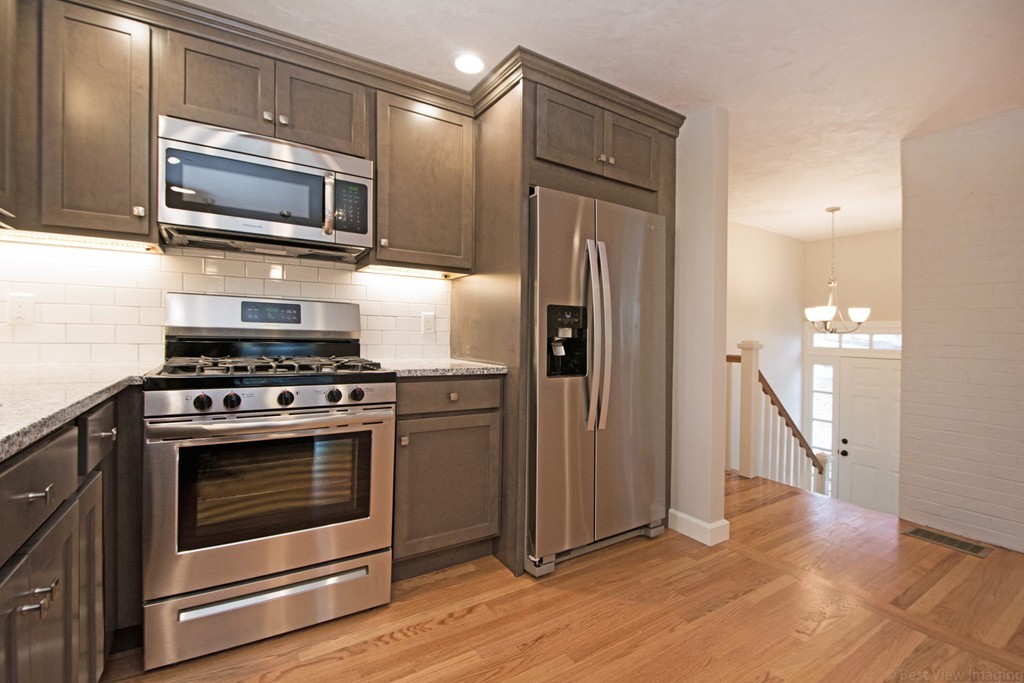 24 Highgate Road Marlborough, MA 01752 - Photo 7 of 30 Gallery Image 7