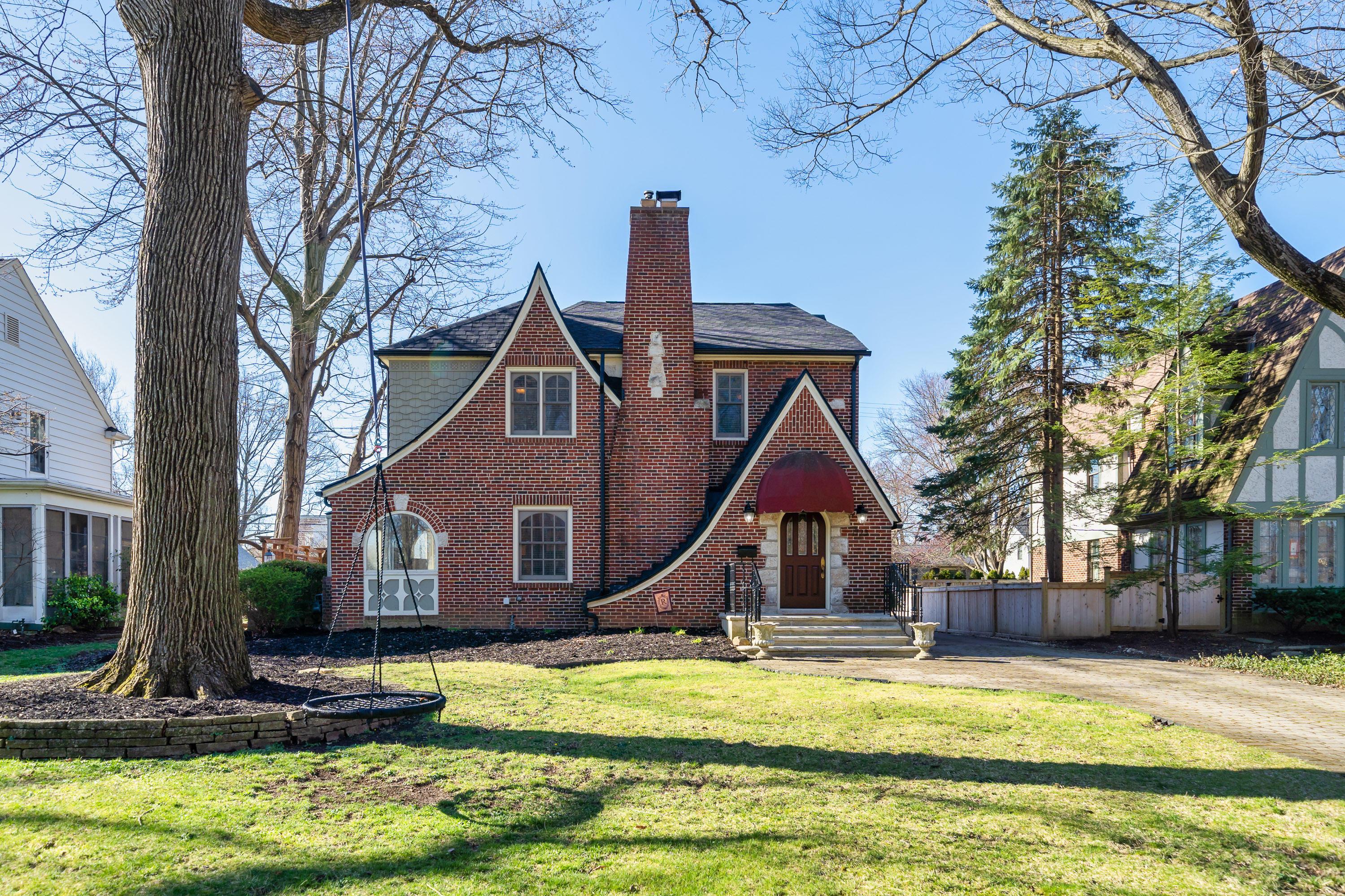 1723 Cardiff Road Columbus, OH 43221 - Photo 1 of 36 Gallery Image 1