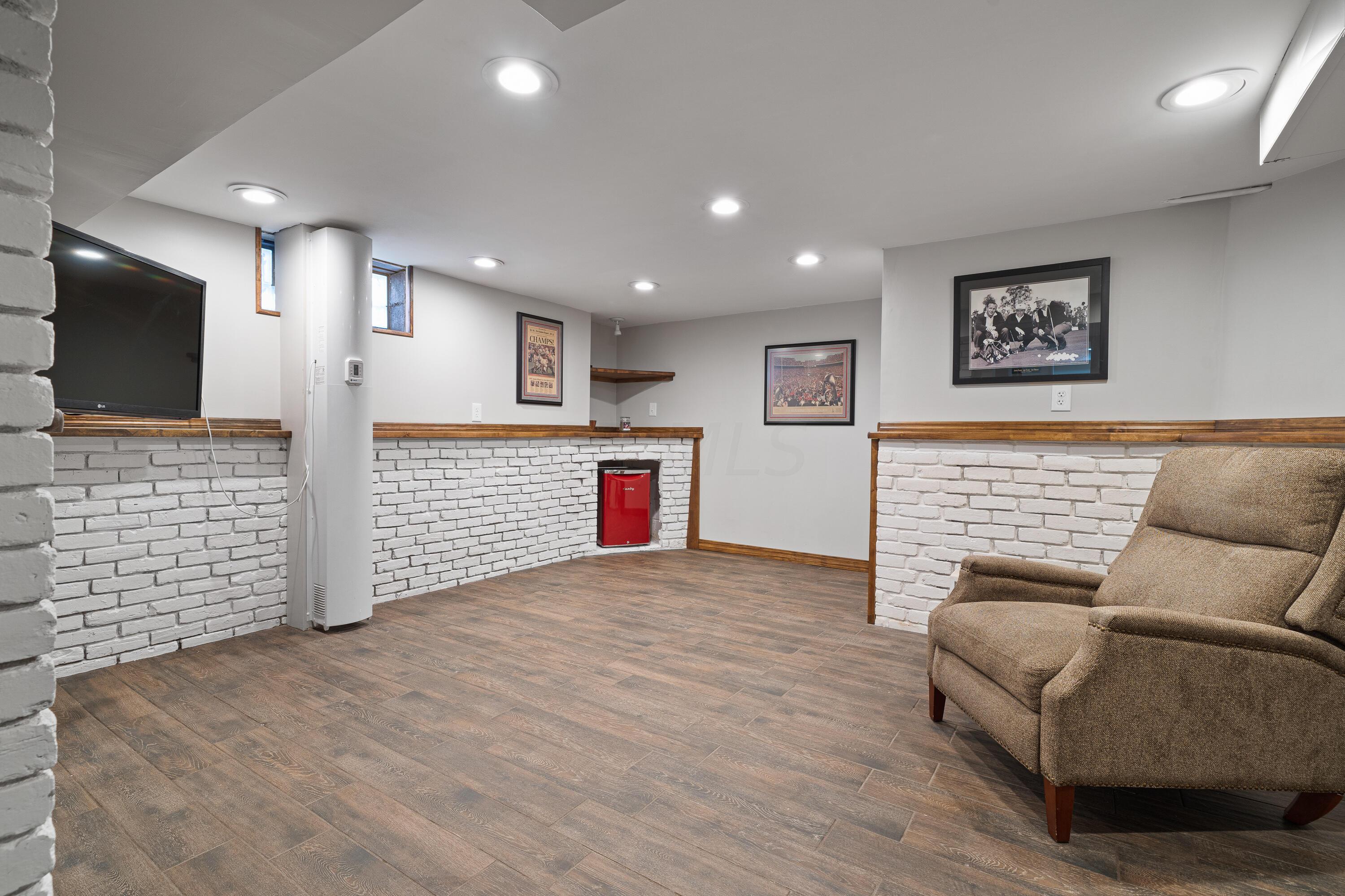 1723 Cardiff Road Columbus, OH 43221 - Photo 24 of 36 Gallery Image 24