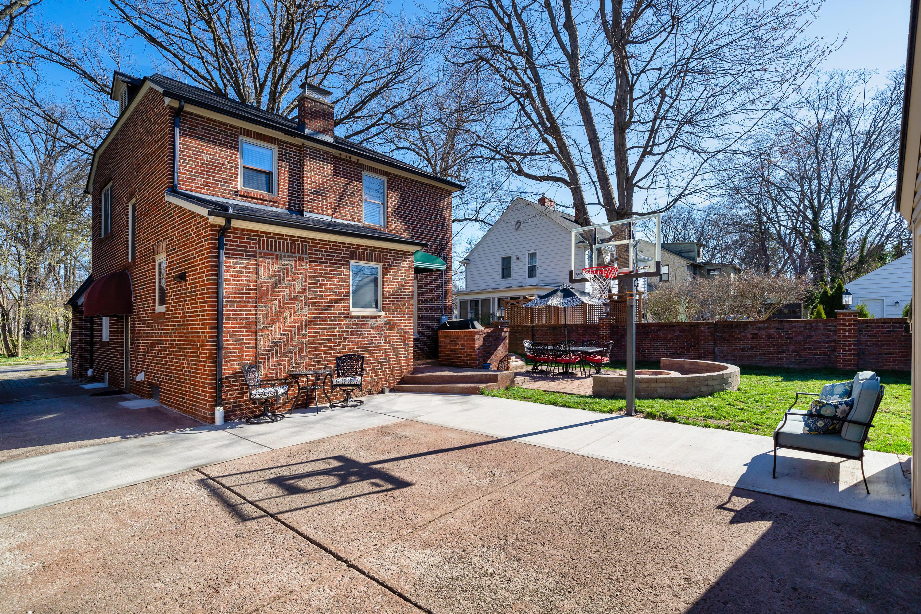 1723 Cardiff Road Columbus, OH 43221 - Photo 31 of 36 Gallery Image 31