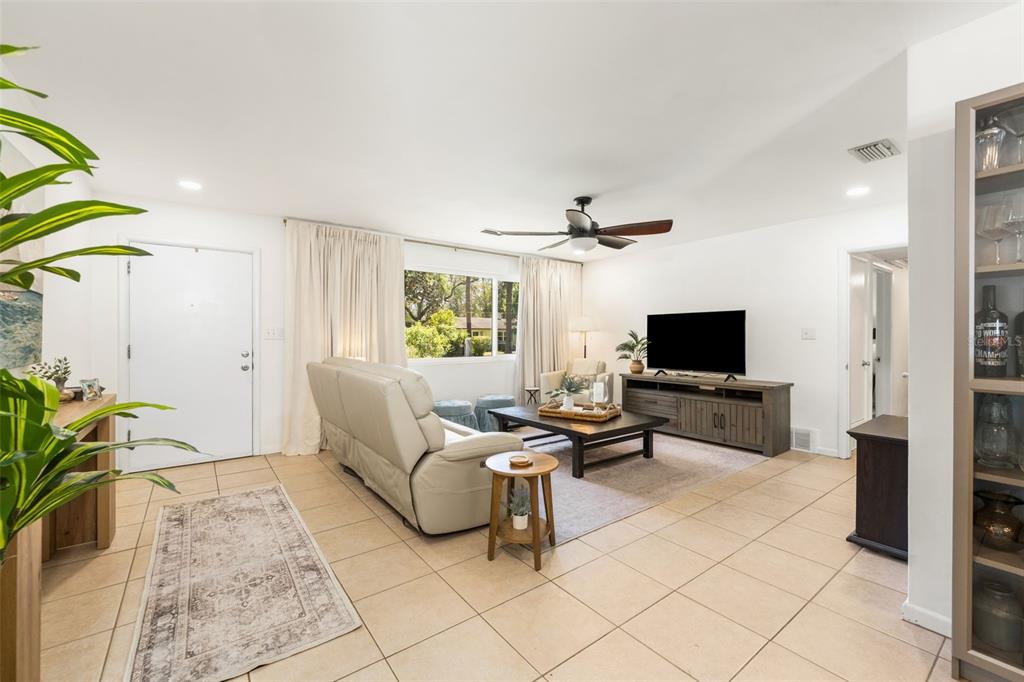 3816 Southwest 4th Place Gainesville, FL 32607 - Photo 8 of 35