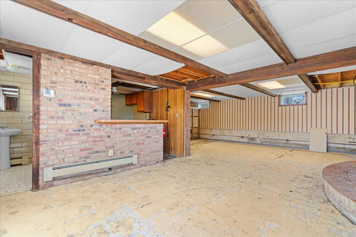 16170 Wacousta Road Grand Ledge, MI 48837 - Photo 15 of 56 42-Media Jett - 41