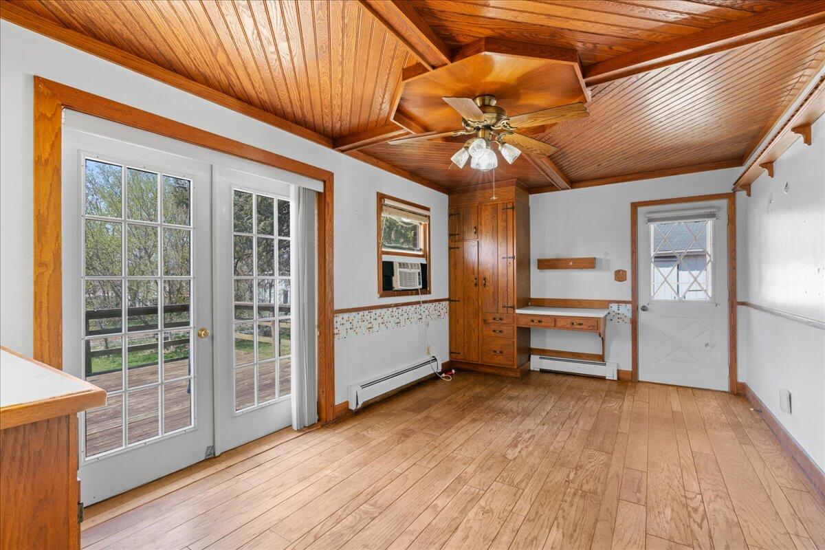 16170 Wacousta Road Grand Ledge, MI 48837 - Photo 18 of 56 39-Media Jett - 38