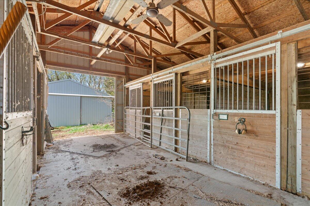 16170 Wacousta Road Grand Ledge, MI 48837 - Photo 30 of 56 27-Media Jett - 26