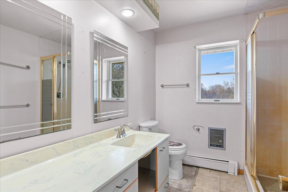 16170 Wacousta Road Grand Ledge, MI 48837 - Photo 10 of 56 47-Media Jett - 46
