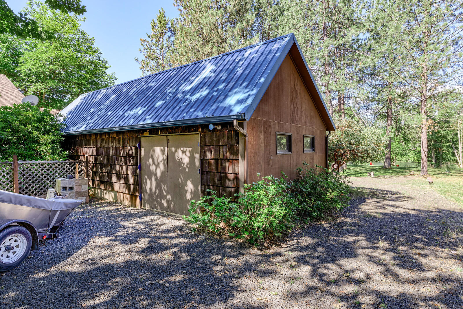 735 Old Ferry Road Shady Cove, OR 97539 - Photo 33 of 76 17_OFR_17_mls