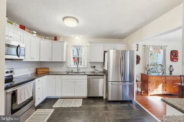 $850,000 | 9304 Troy Drive, Nokesville, VA 20181