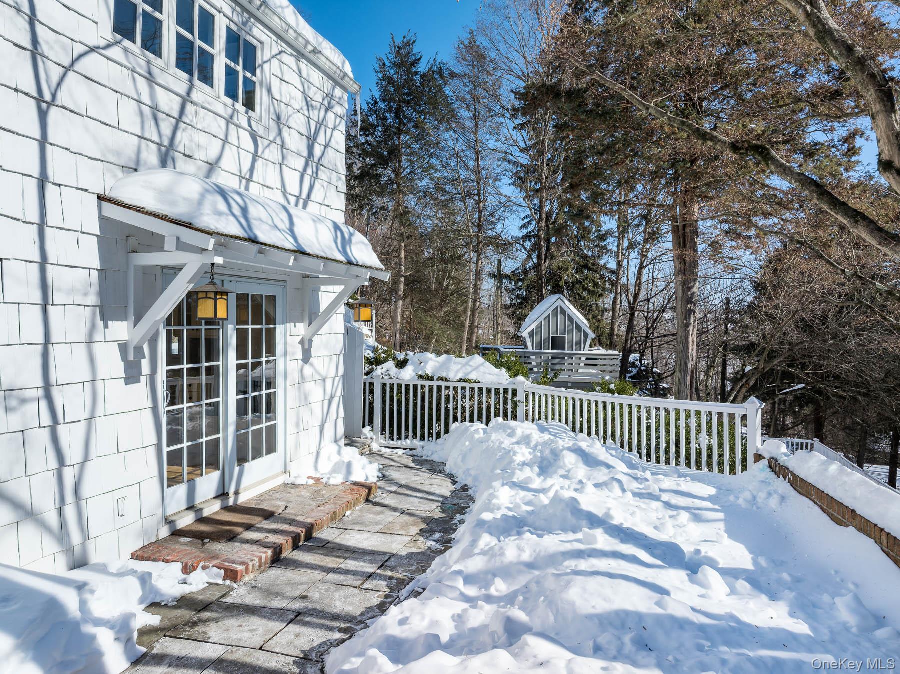 291 Roaring Brook Road Chappaqua, NY 10514 - Photo 26 of 31