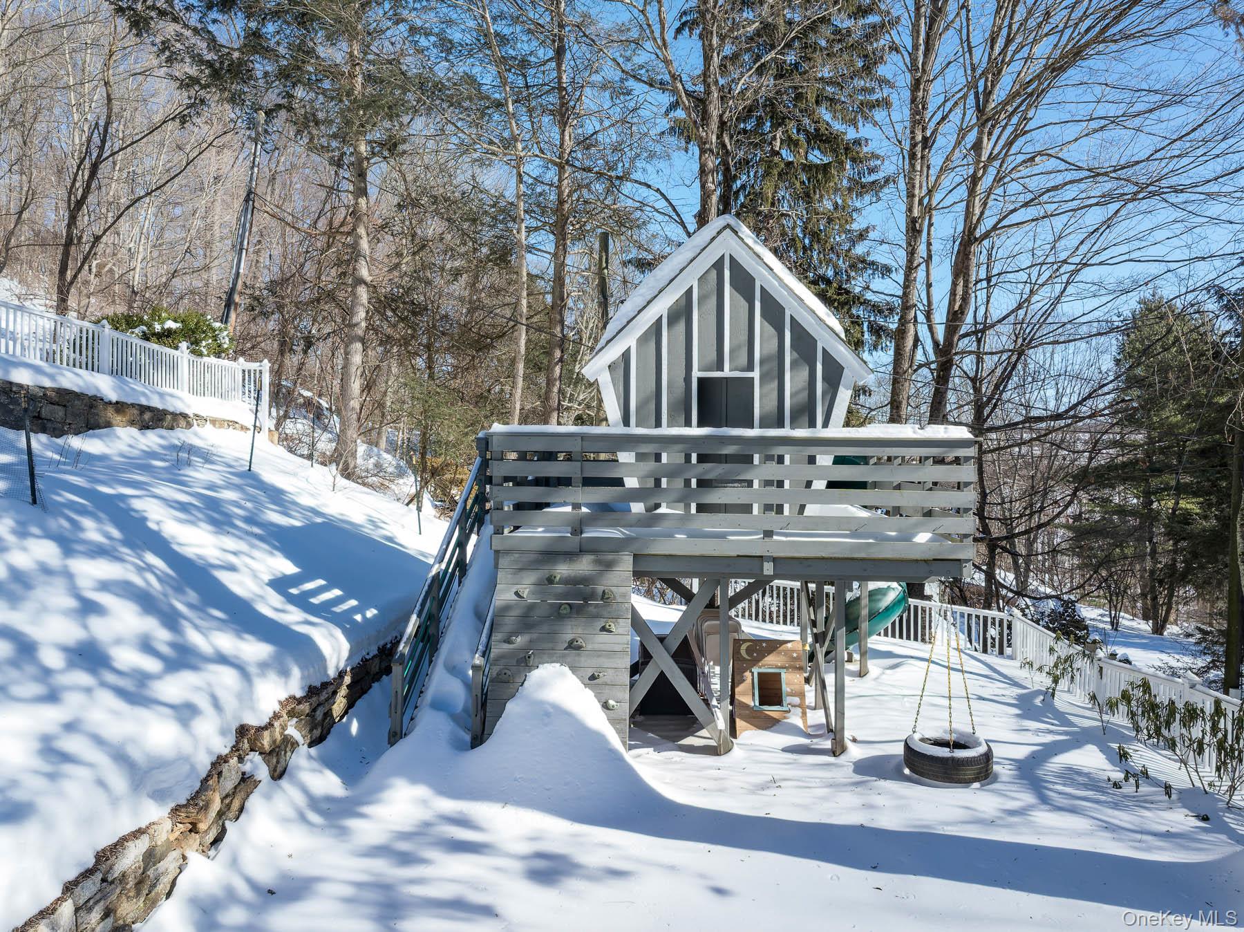 291 Roaring Brook Road Chappaqua, NY 10514 - Photo 27 of 31