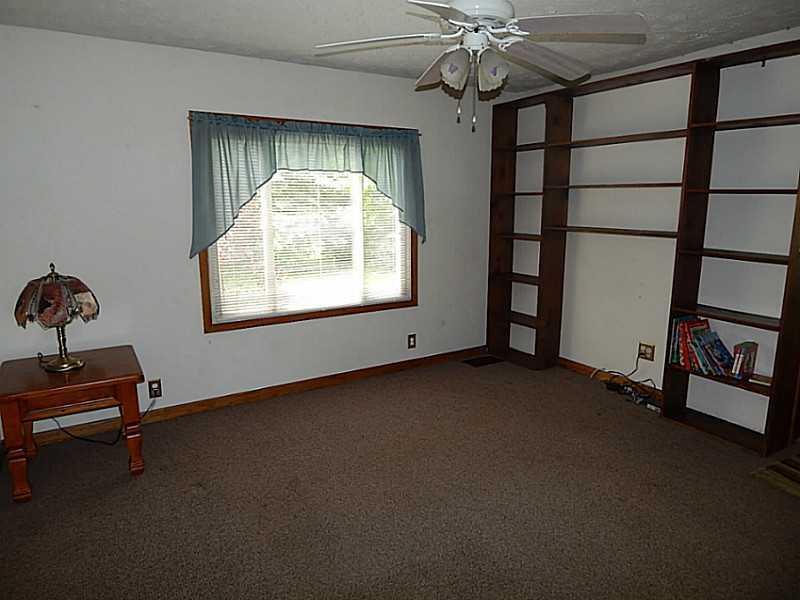 4531 East National Road Springfield, OH 45505 - Photo 2 of 25