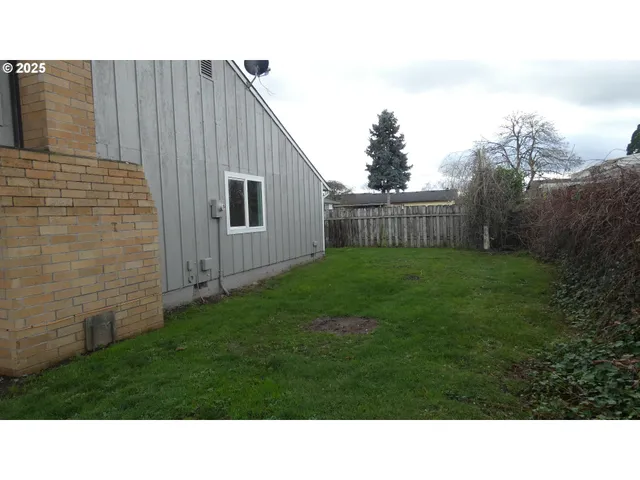 $420,000 | 1123 E Street, Independence, OR 97351