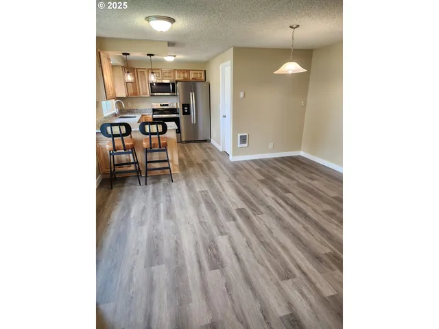 $420,000 | 1123 E Street, Independence, OR 97351