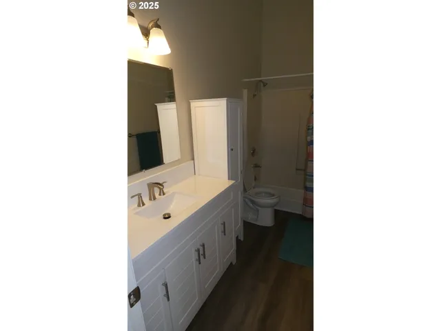 $420,000 | 1123 E Street, Independence, OR 97351