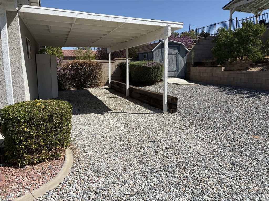 13473 Paoha Road Apple Valley, CA 92308 - Photo 39 of 51 Carport and back Shed